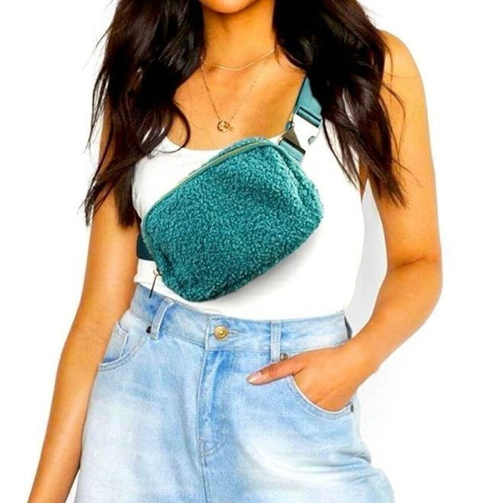 Sherpa Belt Bag / Fleece Fanny Packs in Green with Adjustable Strap New